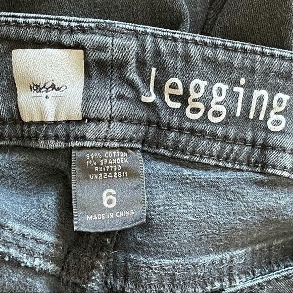 Mossimo Black Faded Skinny Denim Jeggings Size 6 - Picture 3 of 12